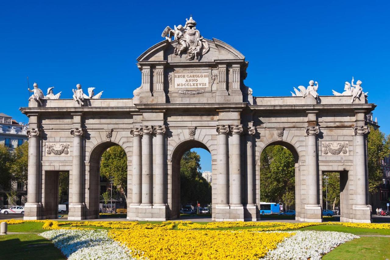 Apartmán Famaho Madrid Exteriér fotografie